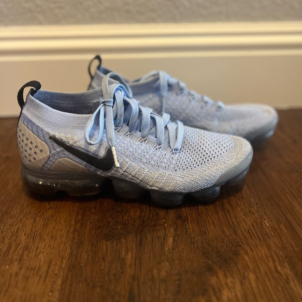 Women’s Nike VaporMax Flyknite baby blue with some silver sparkles - Size 8